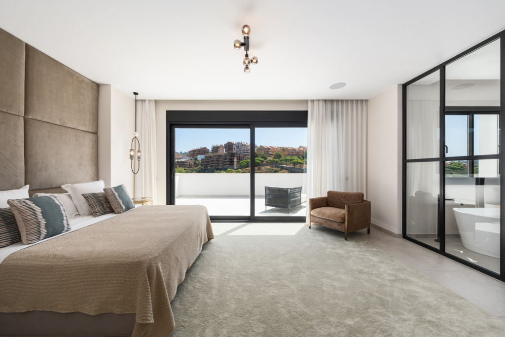 Detached Villa — Elviria