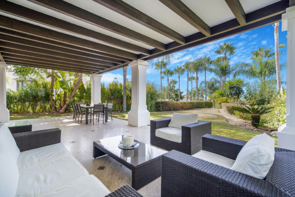 Villa – Chalet — The Golden Mile