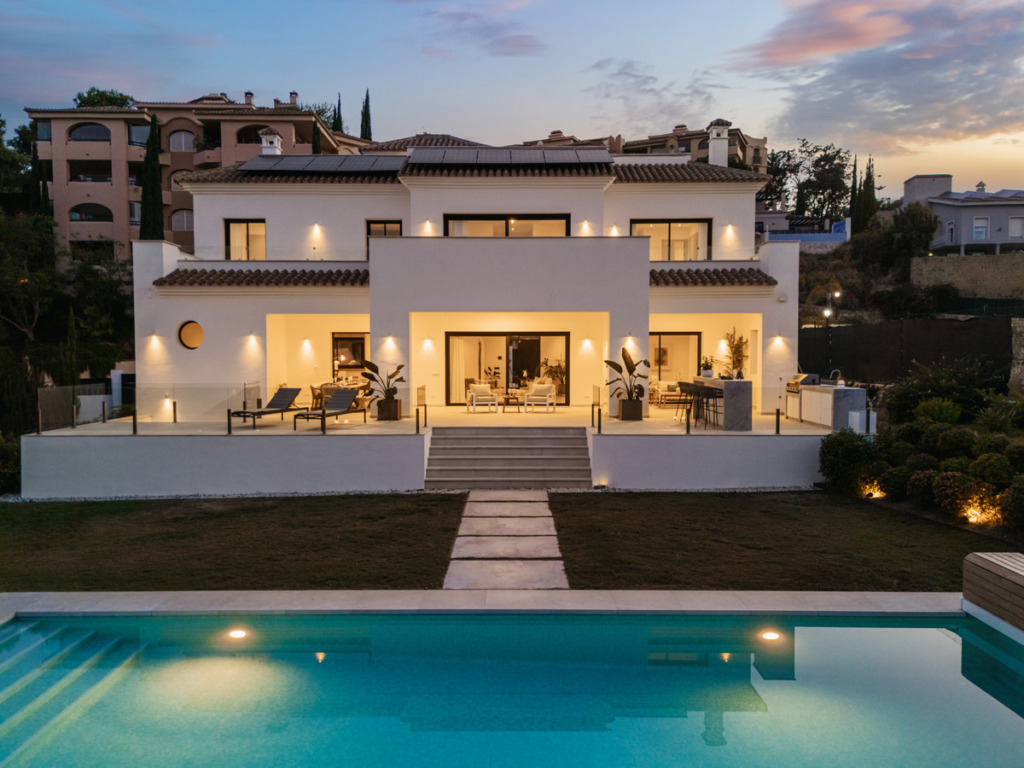 Detached Villa — Elviria