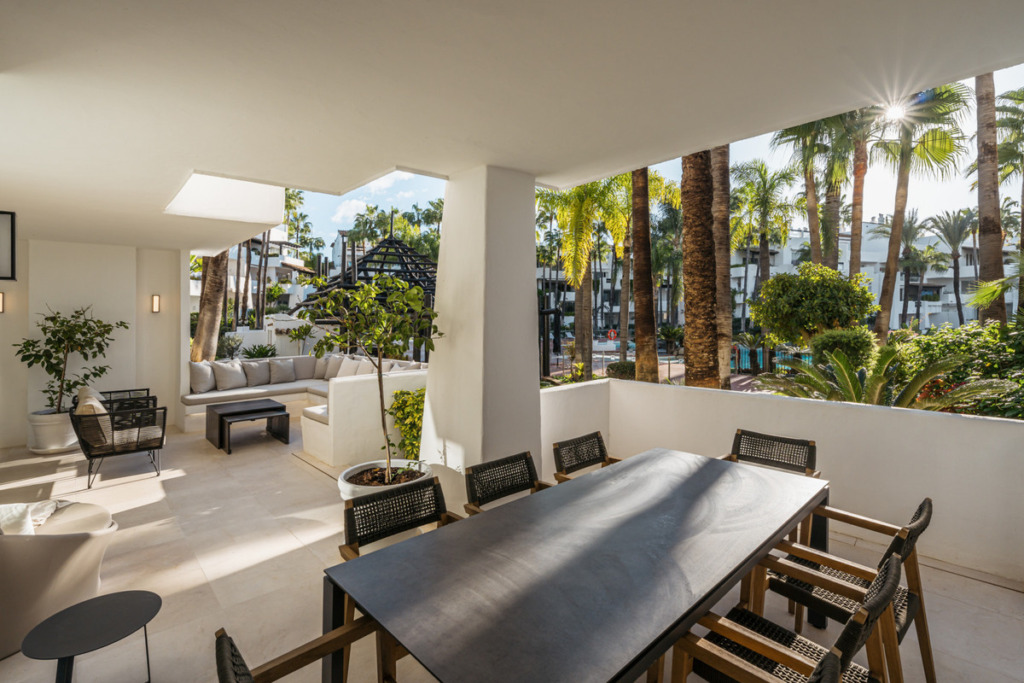 Middle Floor Apartment — The Golden Mile