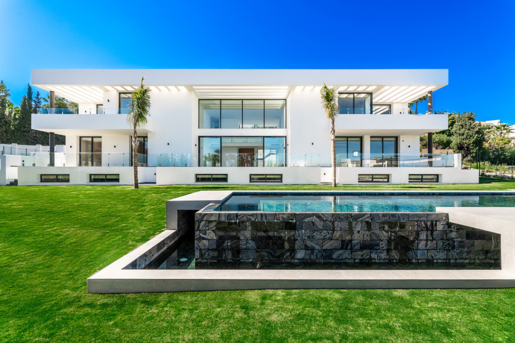 Villa – Chalet — Benahavís