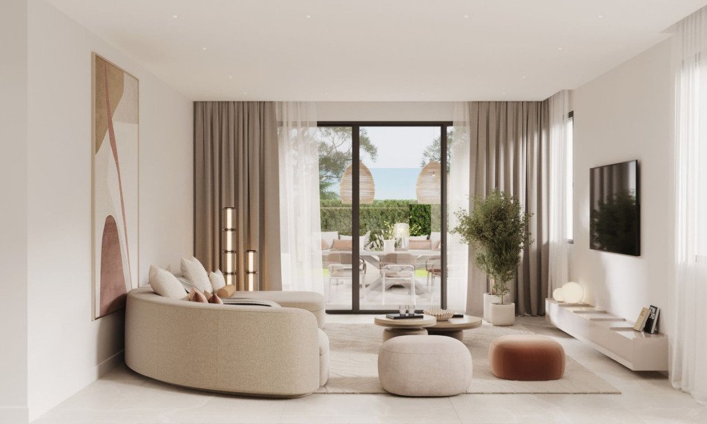 Апартамент нижний этаж — Estepona