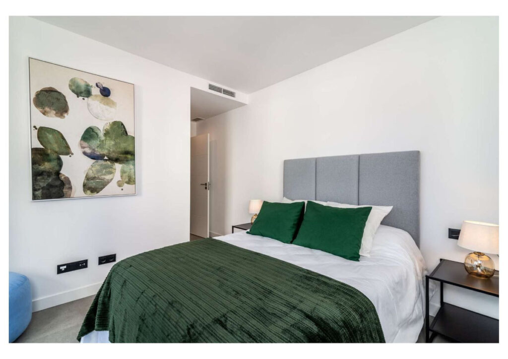 Apartamento Planta Baja — Estepona