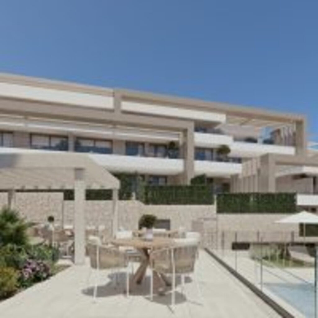 Апартамент нижний этаж — Estepona