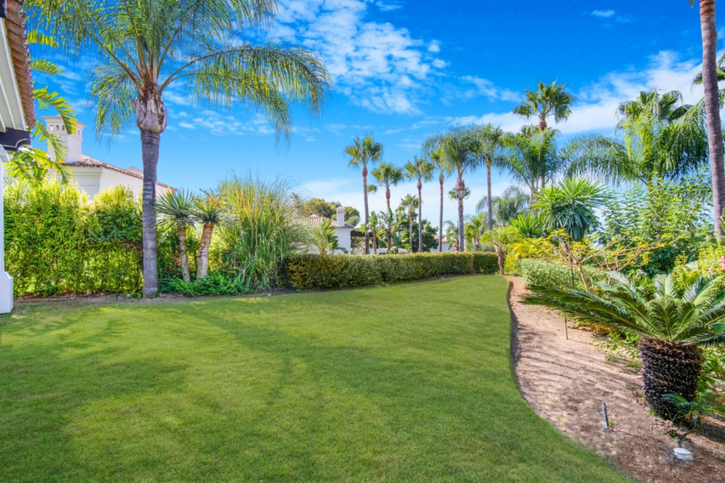 Villa – Chalet — The Golden Mile