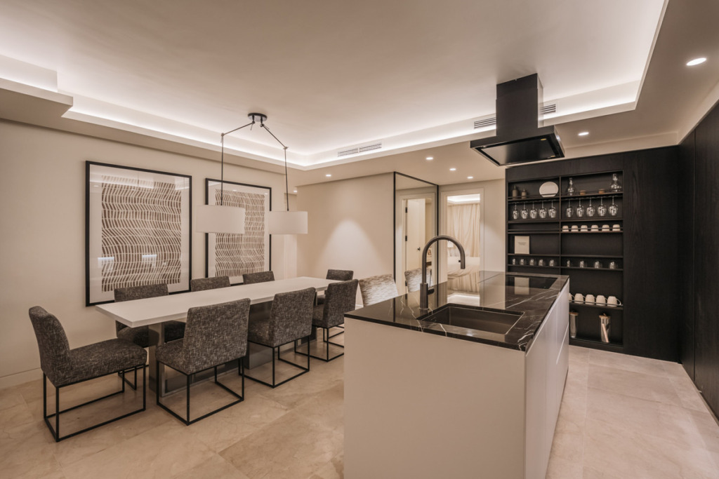 Middle Floor Apartment — The Golden Mile