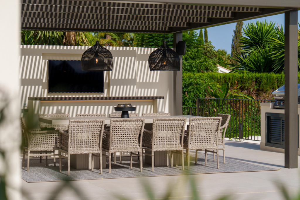 Detached Villa — The Golden Mile
