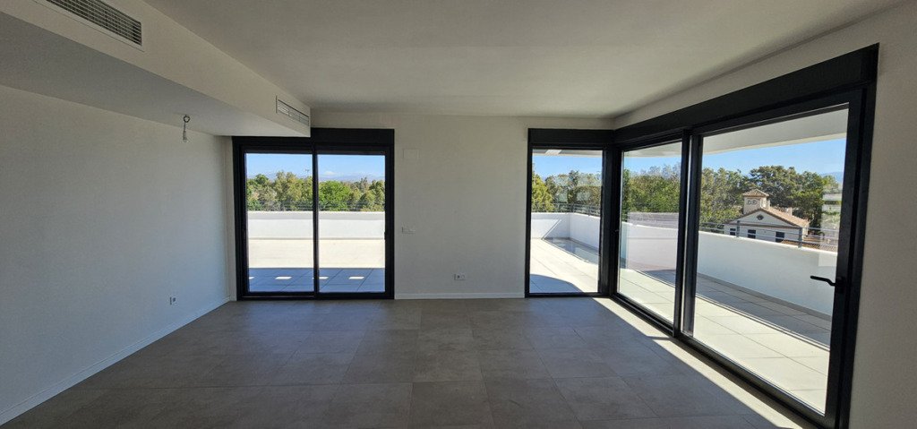 Penthouse — Los Alamos