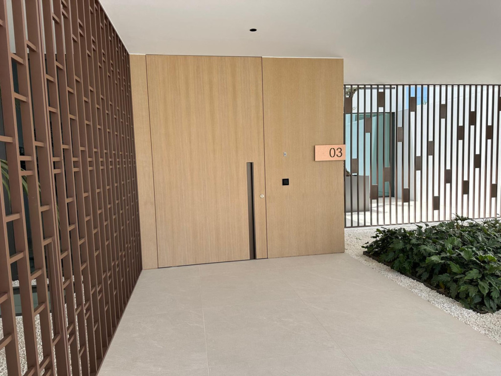 Semi-Detached House — Marbella