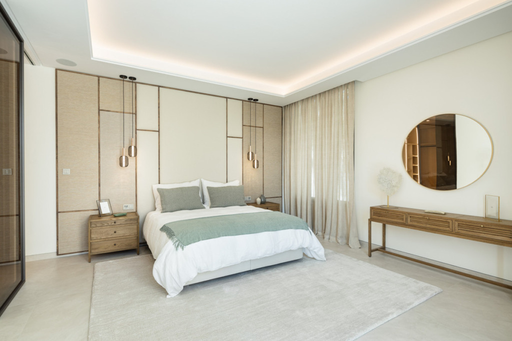 Villa – Chalet — Nueva Andalucía