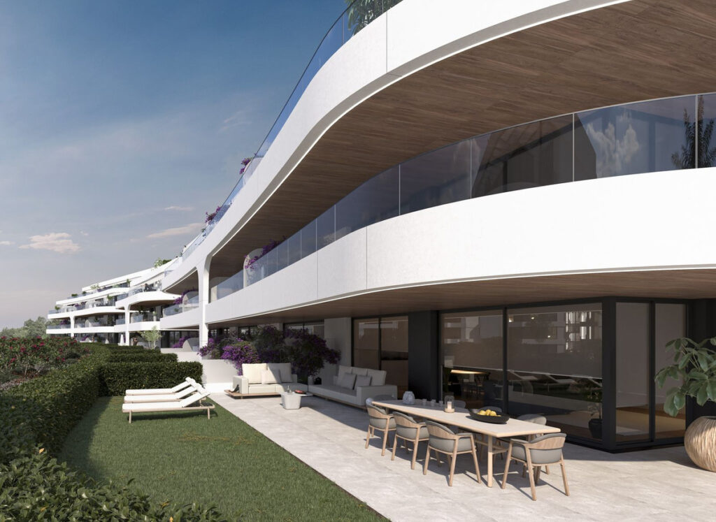 Apartamento Planta Baja — Estepona