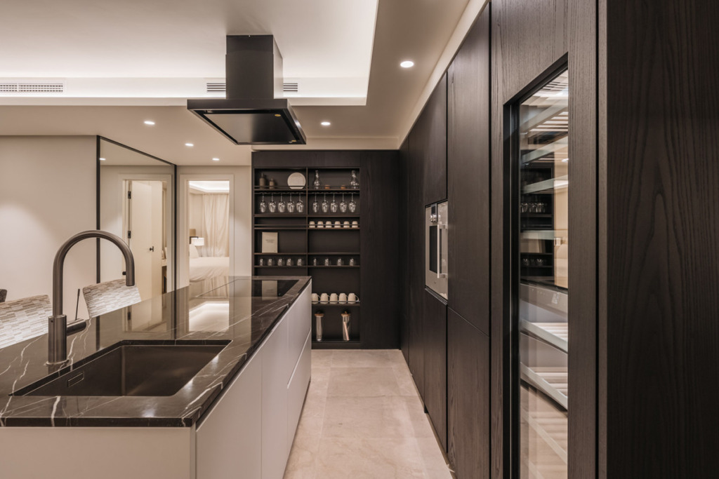 Middle Floor Apartment — The Golden Mile