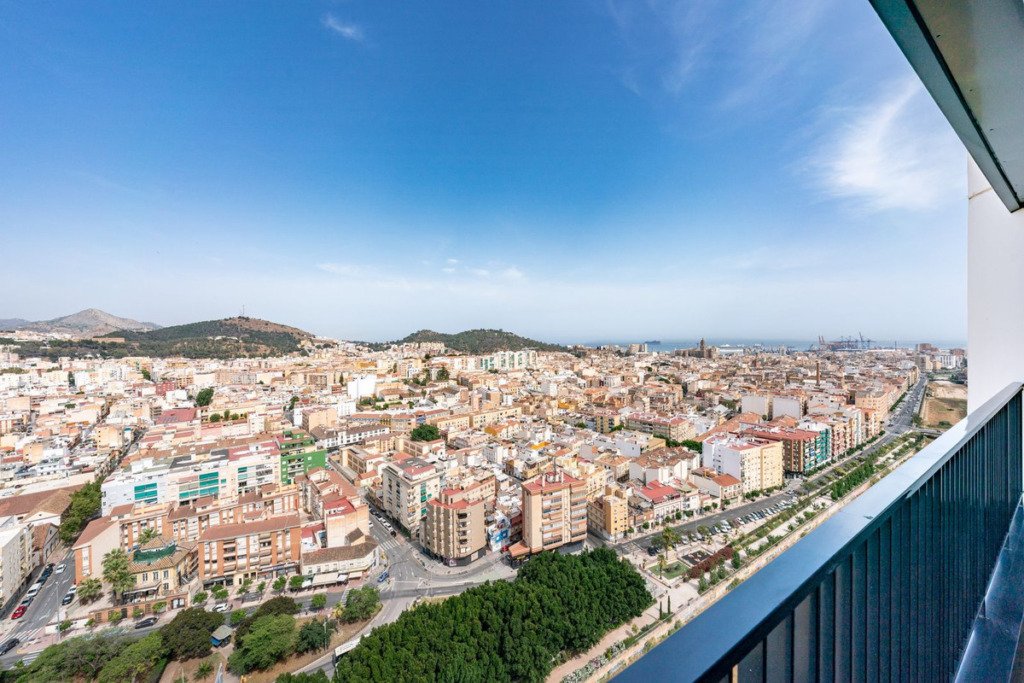 Middle Floor Apartment — Málaga