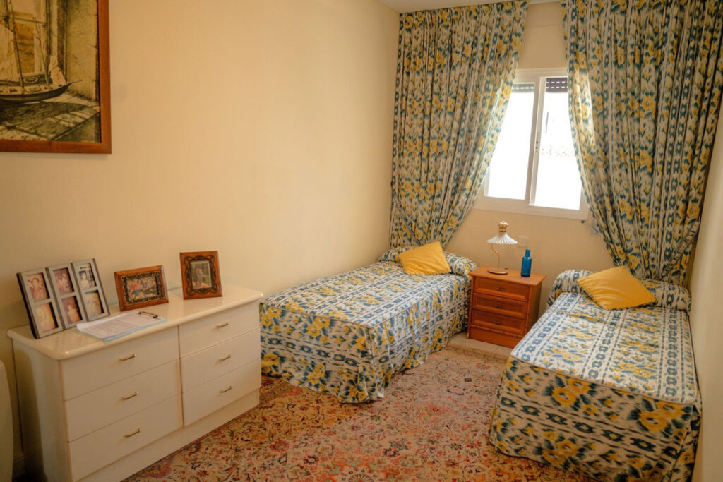 Middle Floor Apartment — Puerto Banús