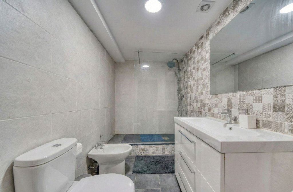 Villa – Chalet — Estepona