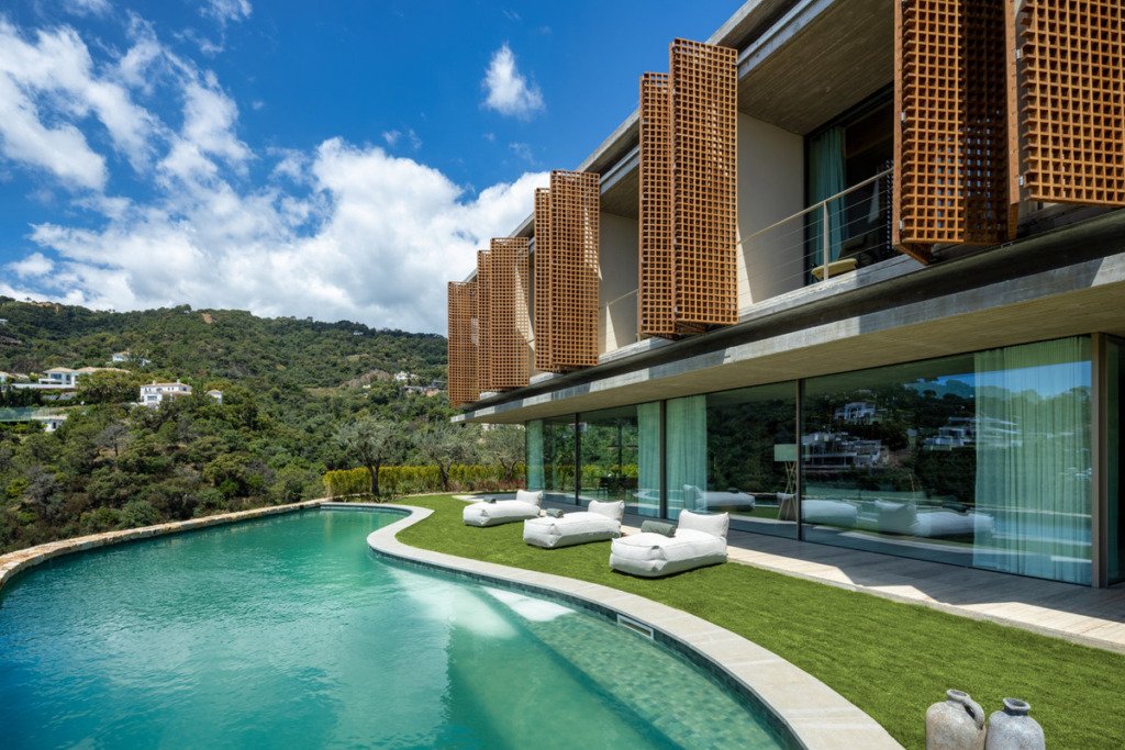 Detached Villa — El Madroñal