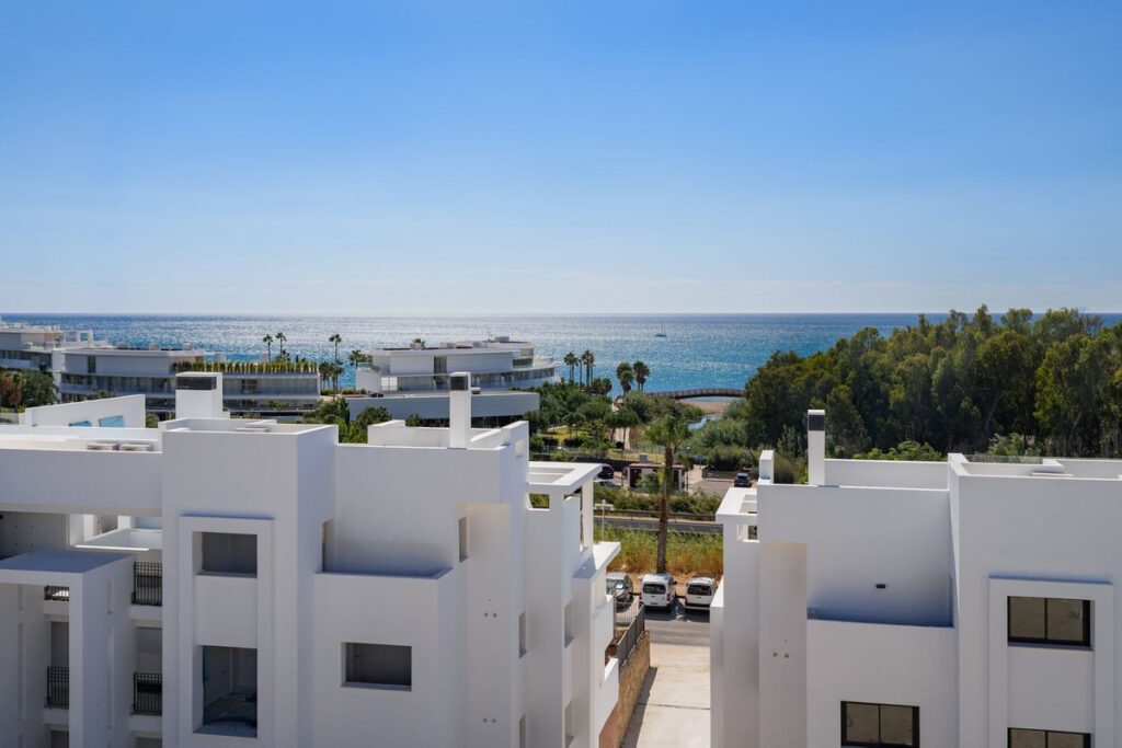 Top Floor Apartment — Estepona