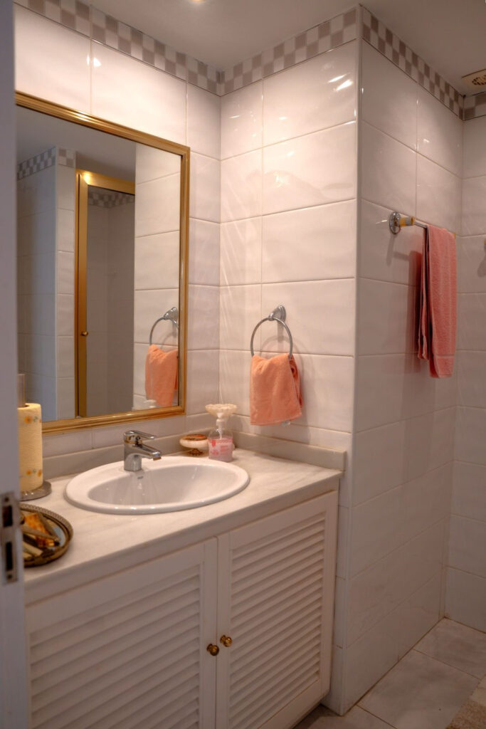 Middle Floor Apartment — Puerto Banús