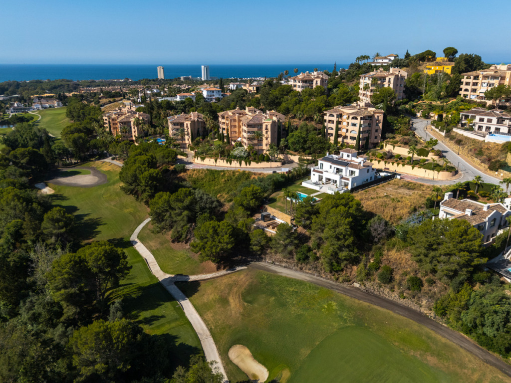 Detached Villa — Elviria