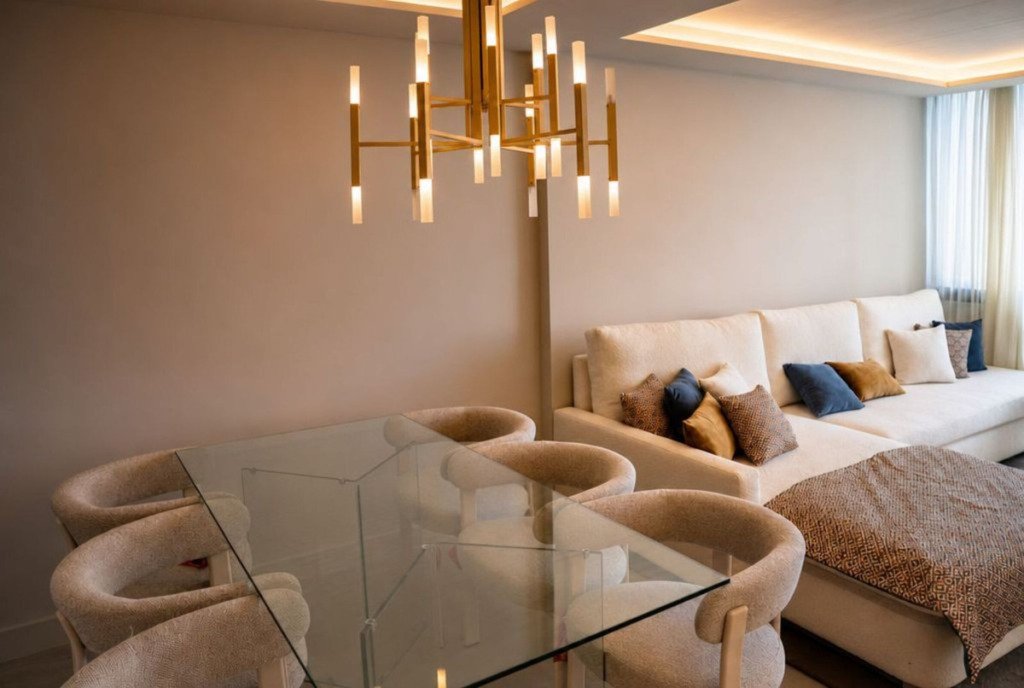 Апартамент средний этаж — Estepona