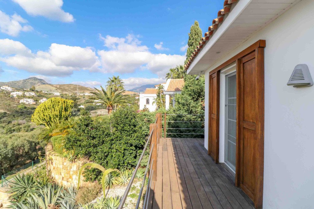 Detached Villa — Benahavís