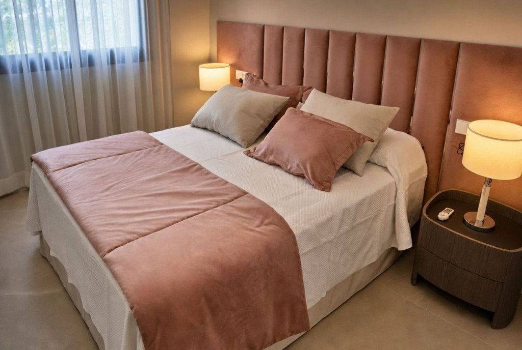 Апартамент средний этаж — Estepona