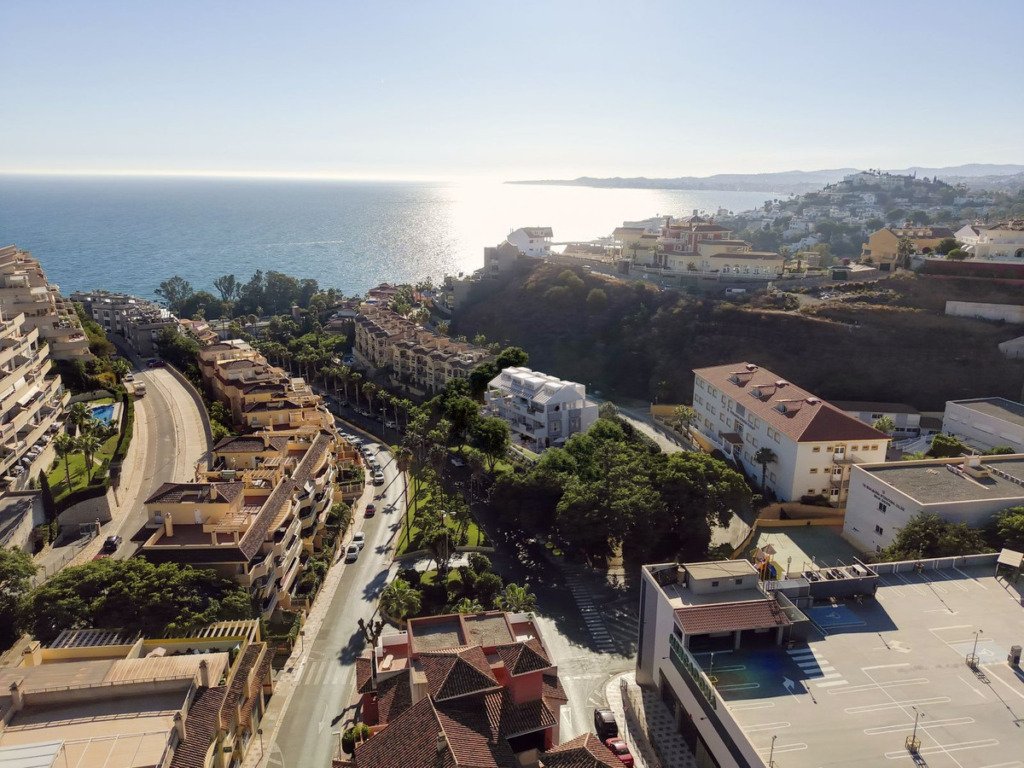 Апартамент средний этаж — Benalmadena Costa