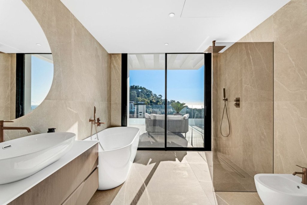 Villa – Chalet — El Madroñal