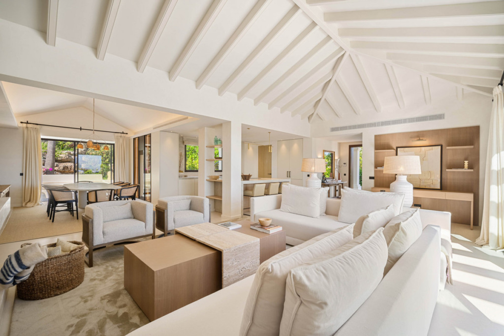 Villa – Chalet — Nueva Andalucía
