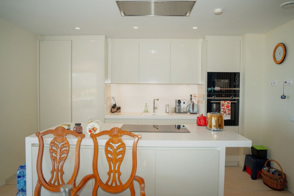 Middle Floor Apartment — Benahavís