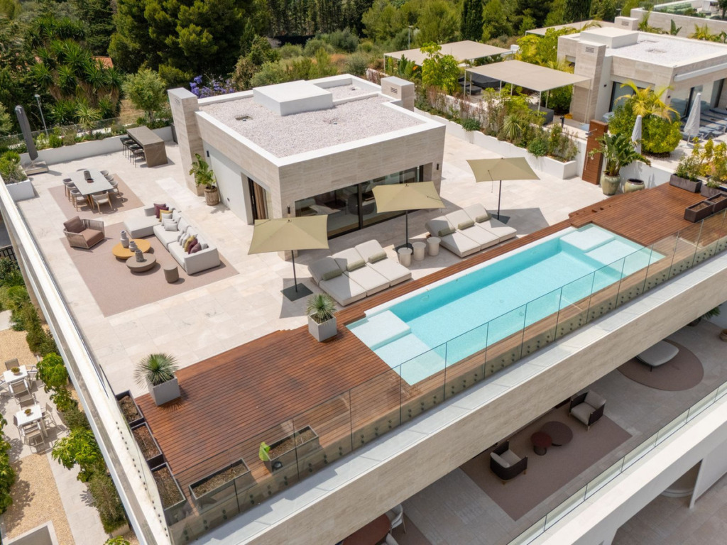 Villa – Chalet — Marbella