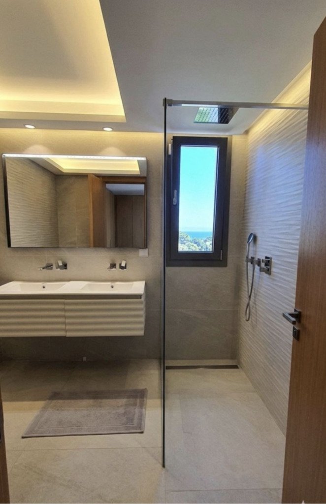 Middle Floor Apartment — Benahavís