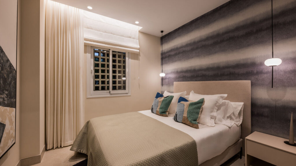 Middle Floor Apartment — Estepona