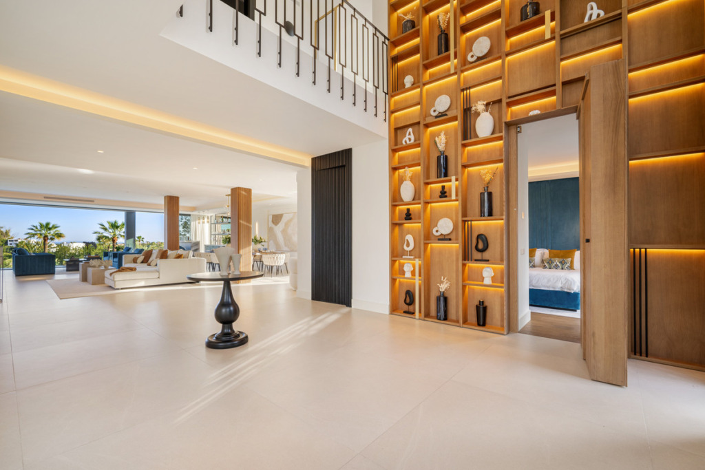 Villa – Chalet — Nueva Andalucía