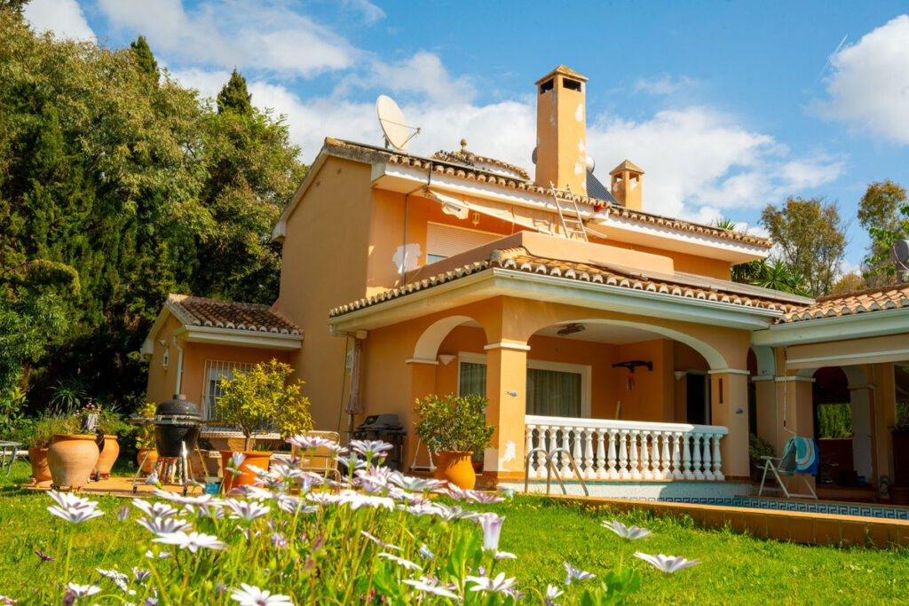 Villa – Chalet — Elviria