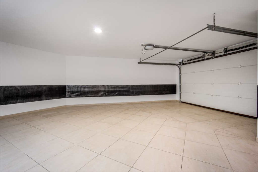 Villa – Chalet — The Golden Mile