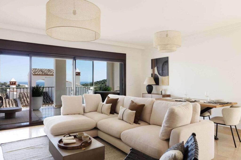 Detached Villa — Estepona