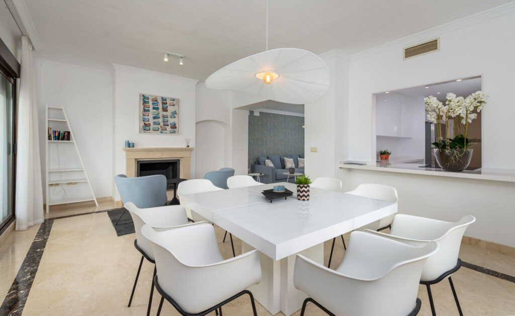 Villa – Chalet — Casares