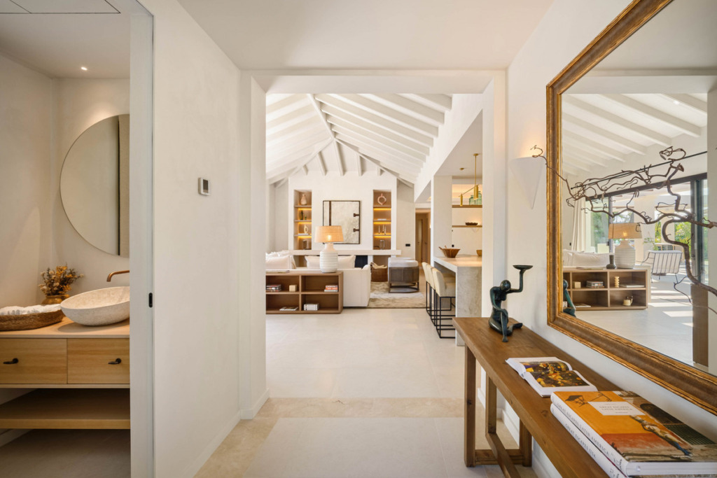 Villa – Chalet — Nueva Andalucía