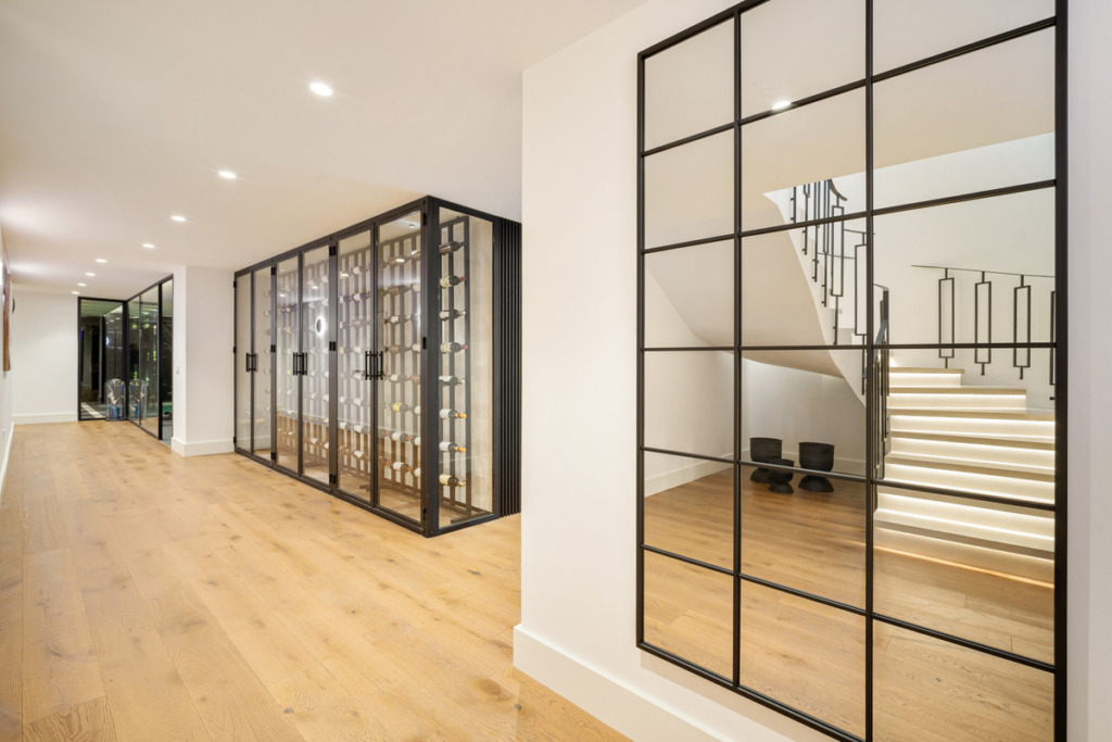 Villa – Chalet — Nueva Andalucía