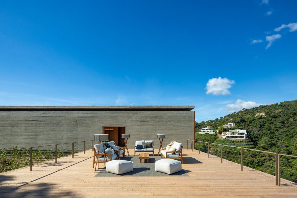 Detached Villa — El Madroñal