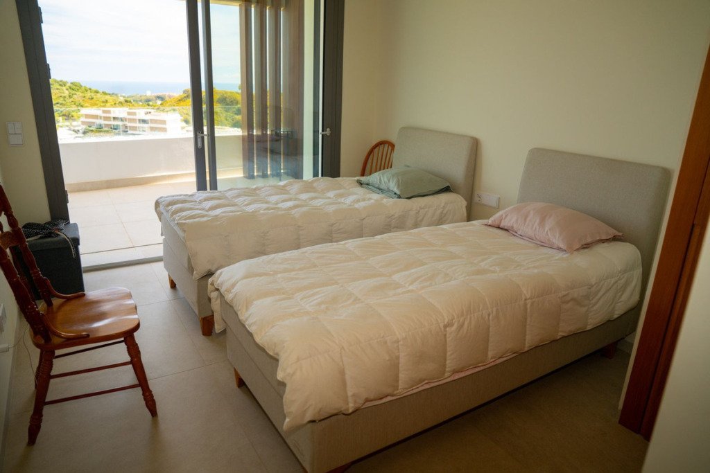 Middle Floor Apartment — Benahavís