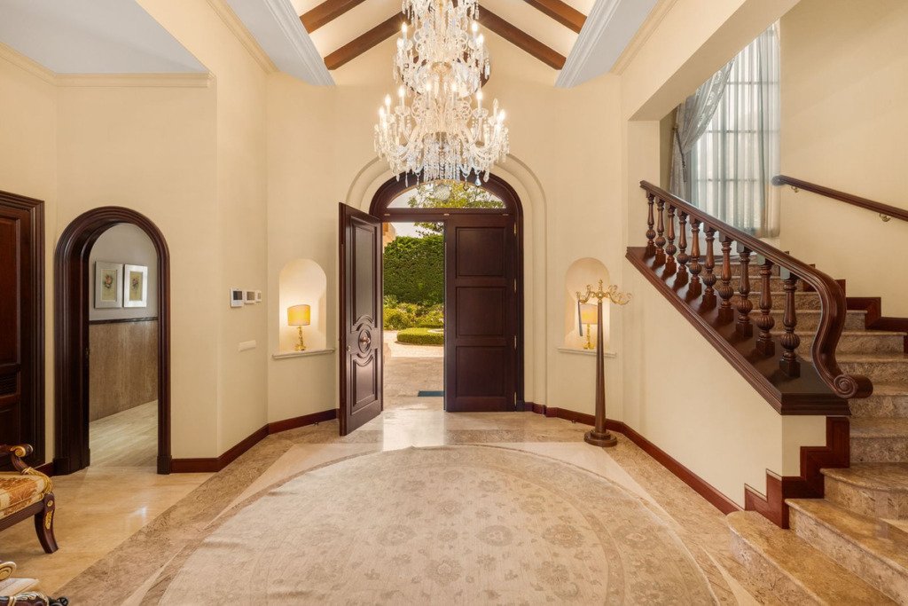 Villa – Chalet — Guadalmina Baja