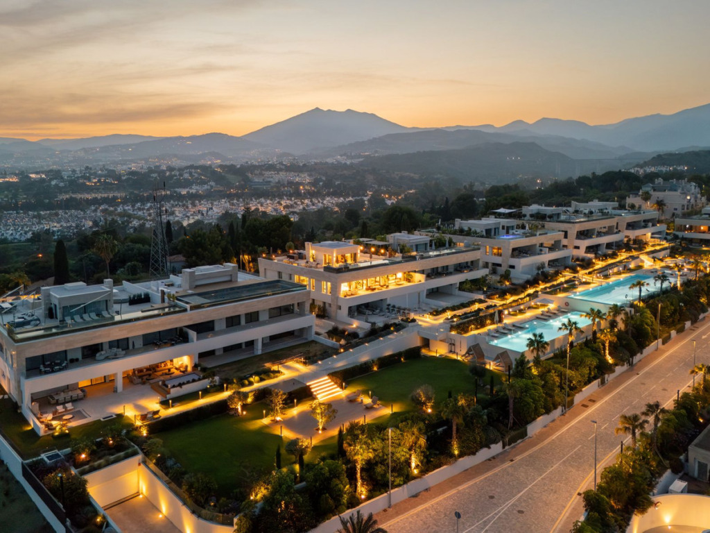 Villa – Chalet — Marbella