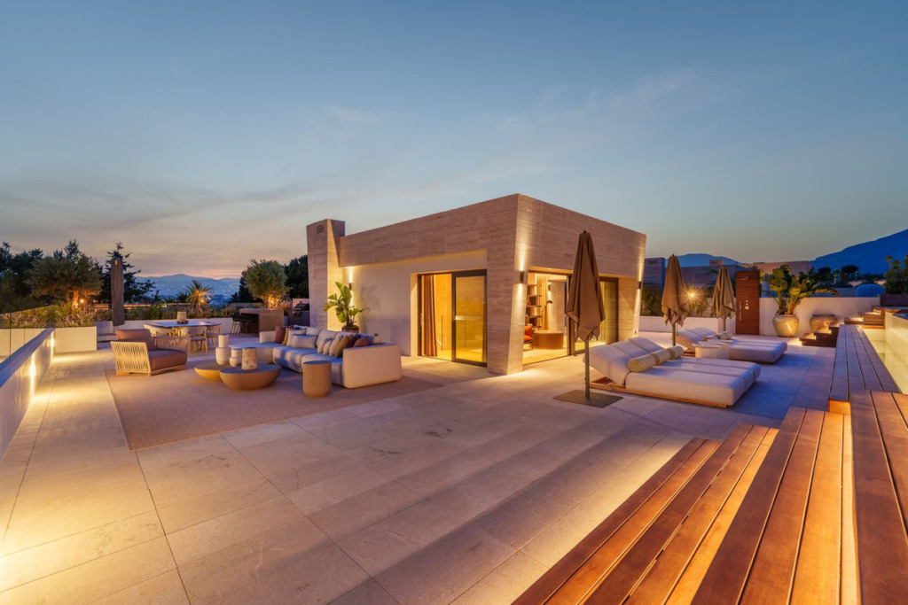 Villa – Chalet — Marbella