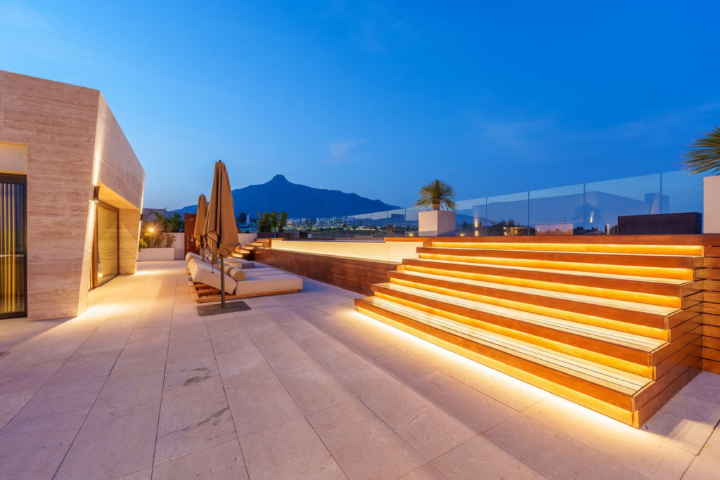 Villa – Chalet — Marbella