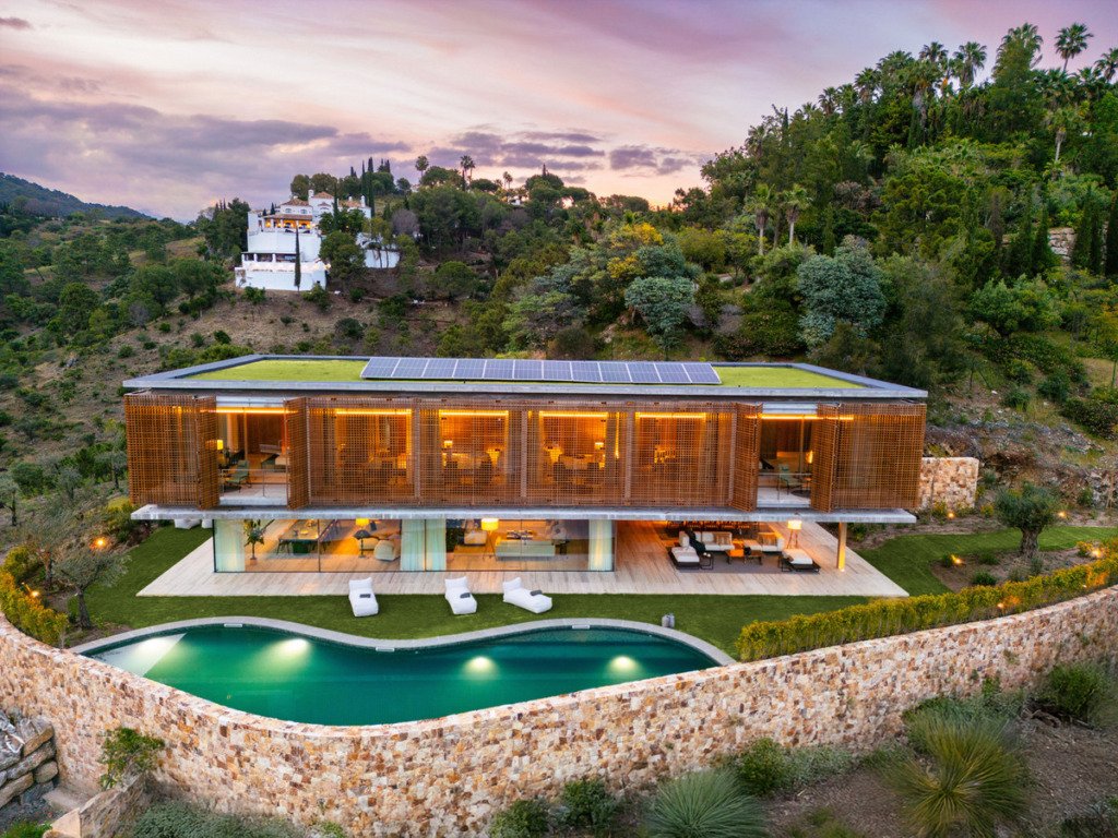 Detached Villa — El Madroñal
