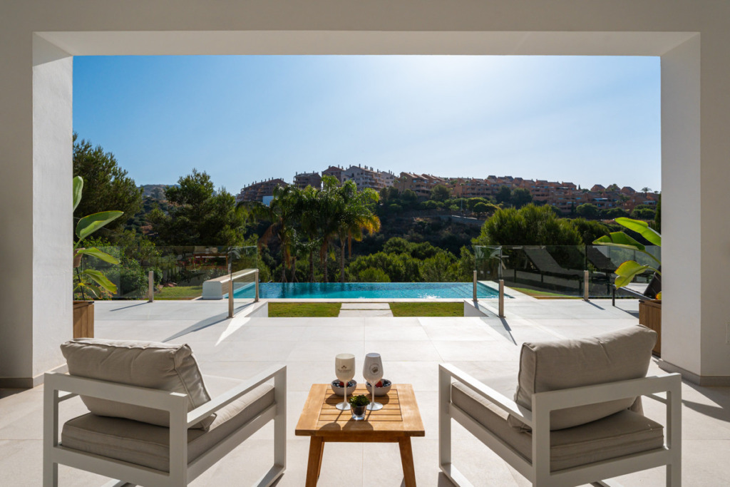 Detached Villa — Elviria