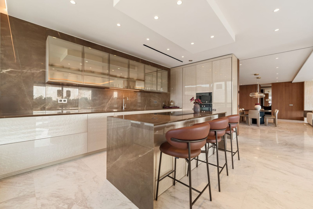 Villa – Chalet — Marbella