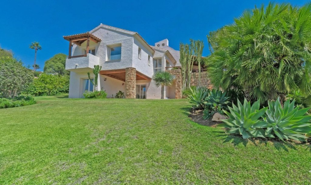 Detached Villa — Benahavís